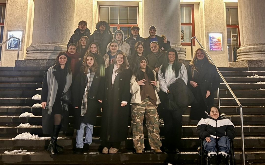 Theaterbesuch der Leistungskurse Deutsch